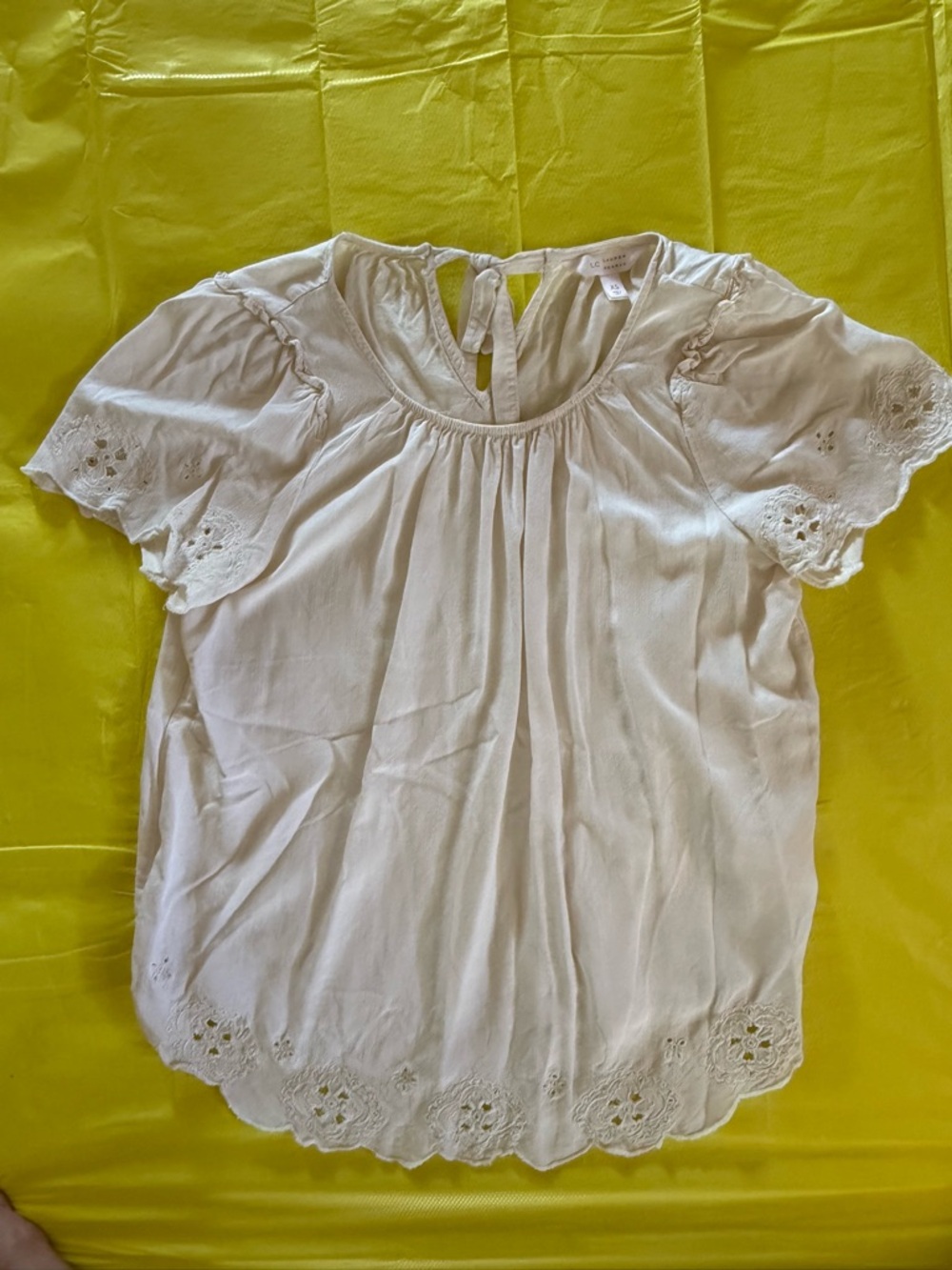 LC Lauren Conrad Cream Eyelet Tie-Back Short Sleeve Blouse